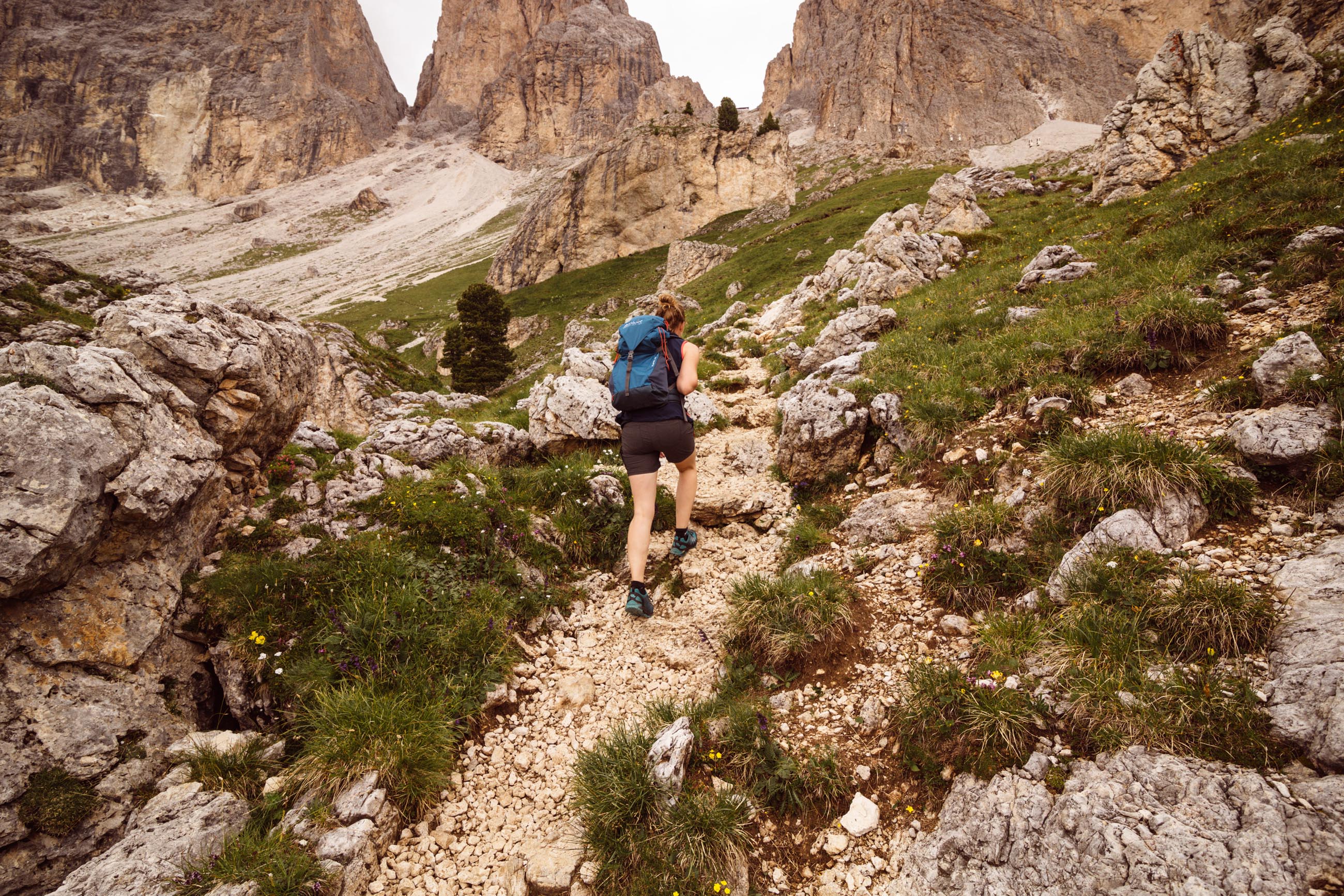 Brütting Damen-Wanderschuhe Expedition, wasserdicht, atmungsaktiv, ideal für Tageswanderungen und Outdoor-Aktivitäten